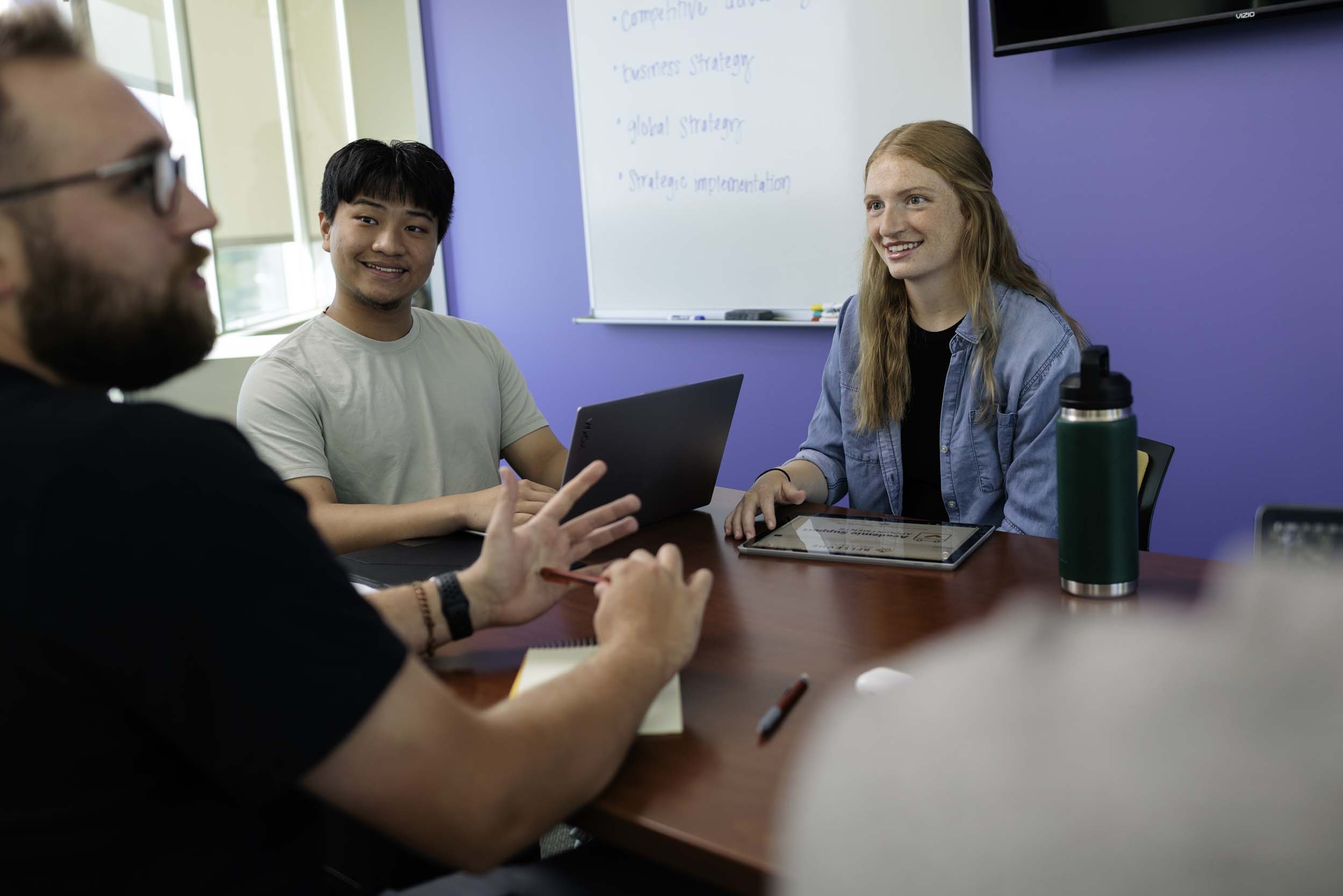 Actionable Advice: Ways to Pay for College Without Breaking the Bank