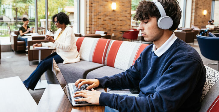 Master of Arts vs. Master of Science: What’s the Difference?